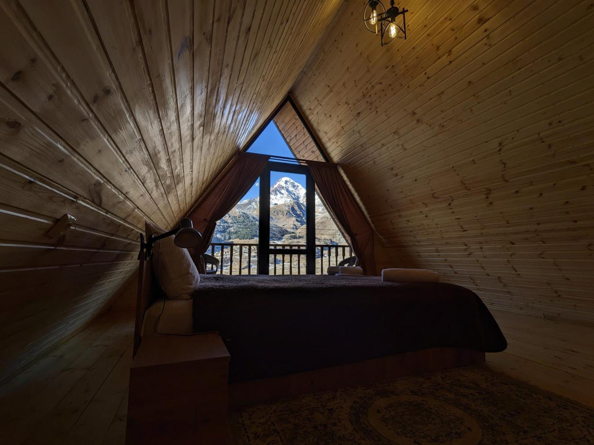 Cottage Caucasus Казбеги Екстериор снимка