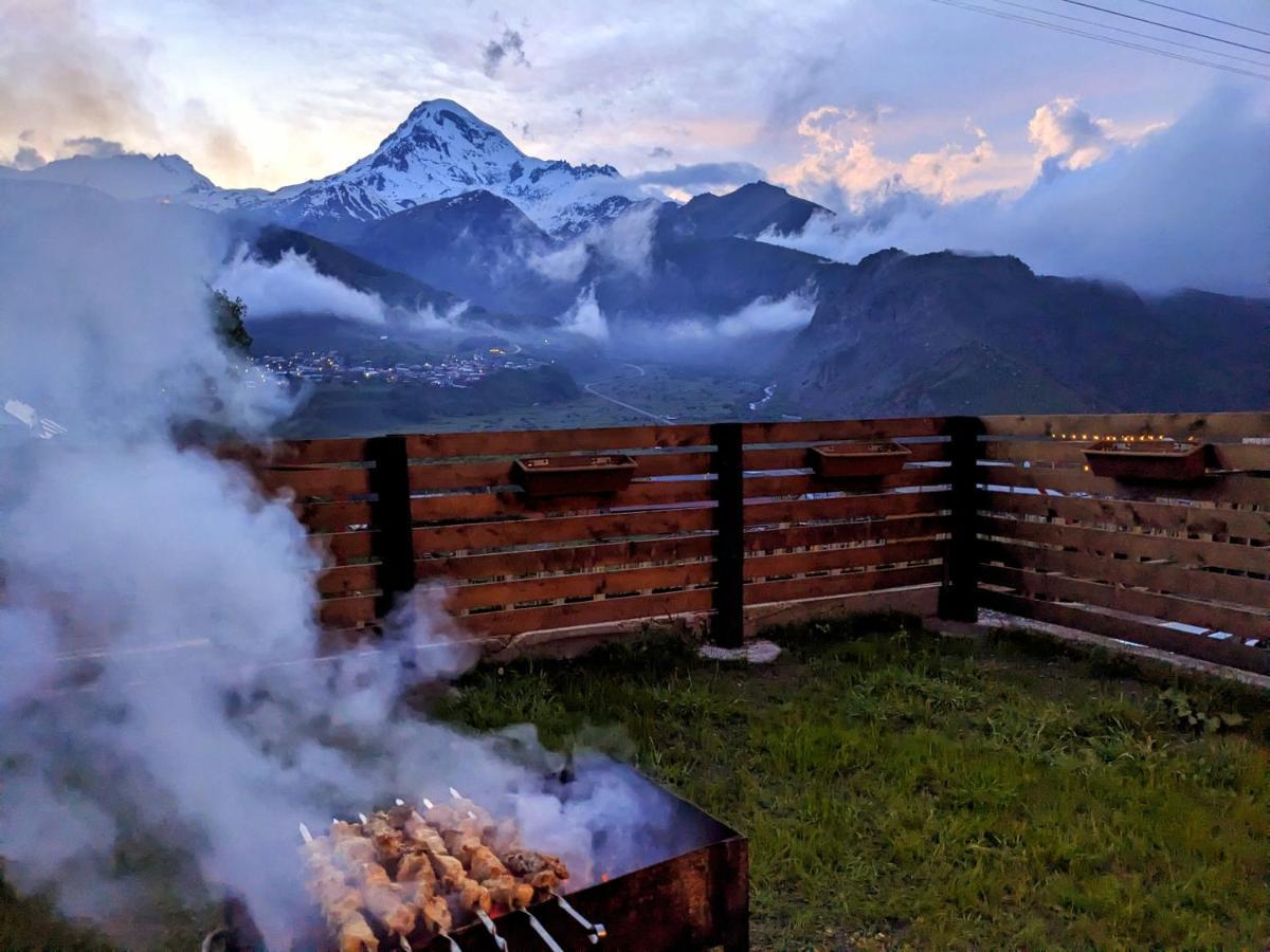 Cottage Caucasus Казбеги Екстериор снимка